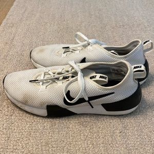 Nike Sneakers Size 9